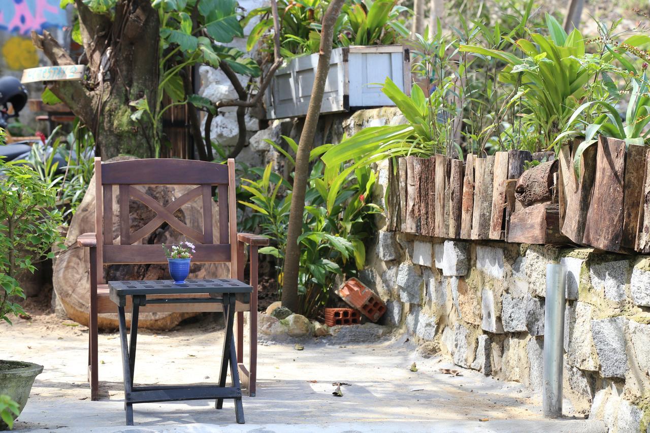 Confetti House Hotel Quy Nhon Exterior foto